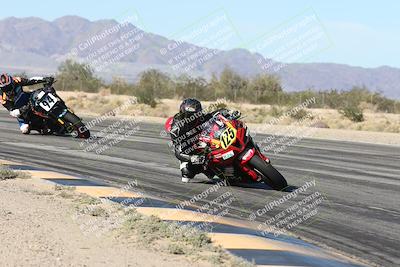 media/Dec-04-2025-Racers Edge (Thu) [[5ebc9f124d]]/3-B Group/3-Session 2 (Turn 7 Inside)/